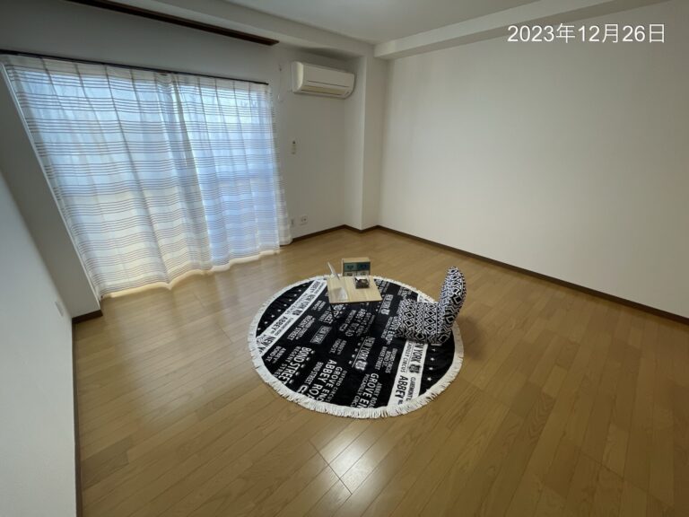 (居間)