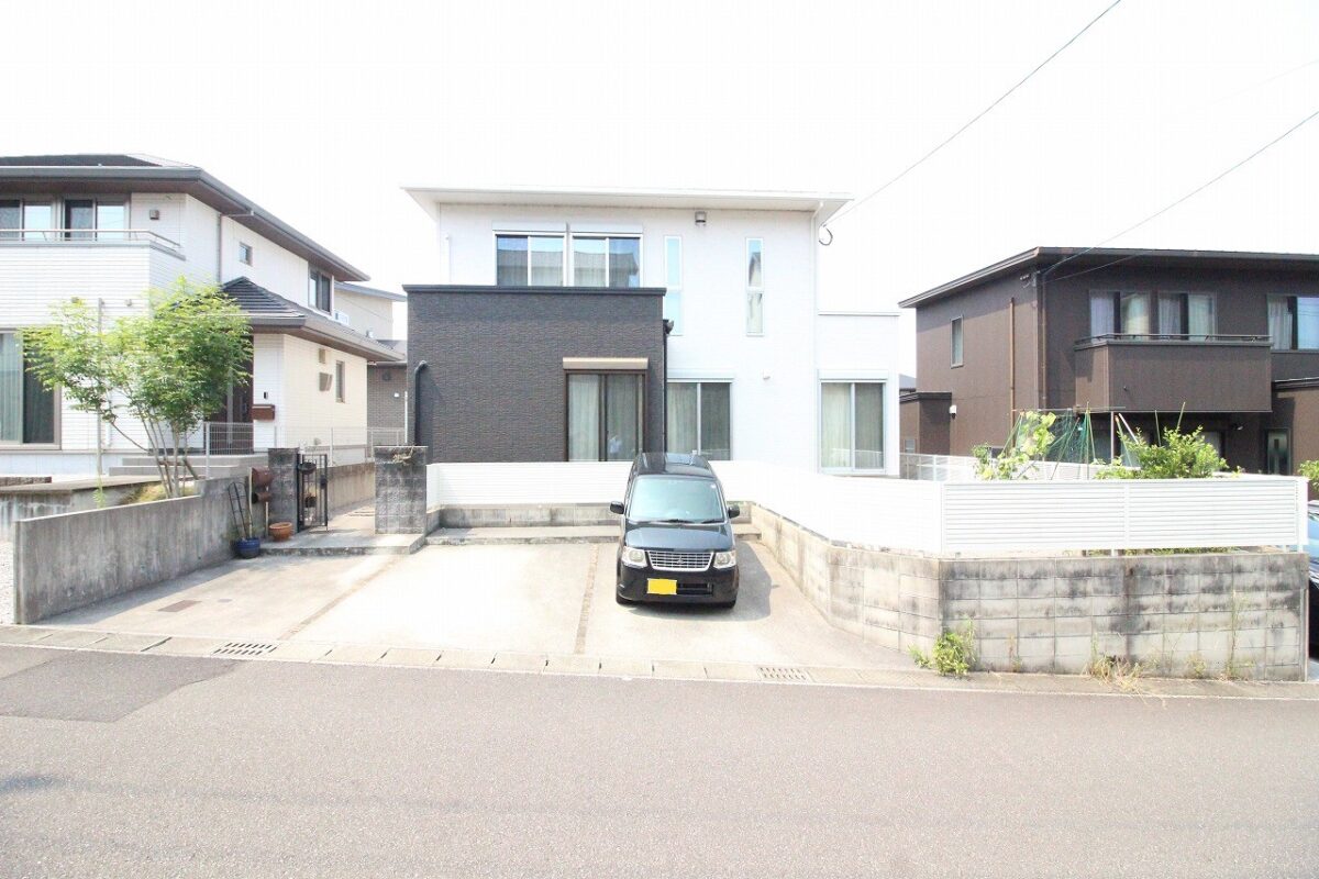 【あすつく】 延岡市鶴ヶ丘2丁目 いい住まいnext ｜ 中古住宅｜物件 デザイン