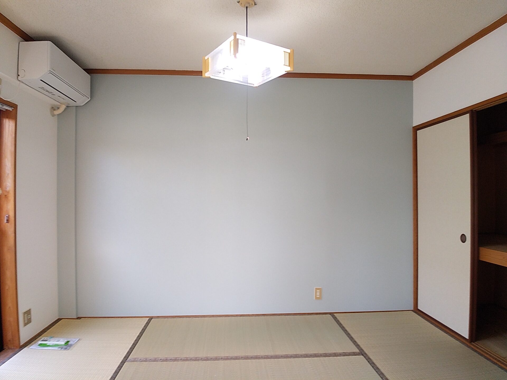 南向きで日当たり良好です(居間)