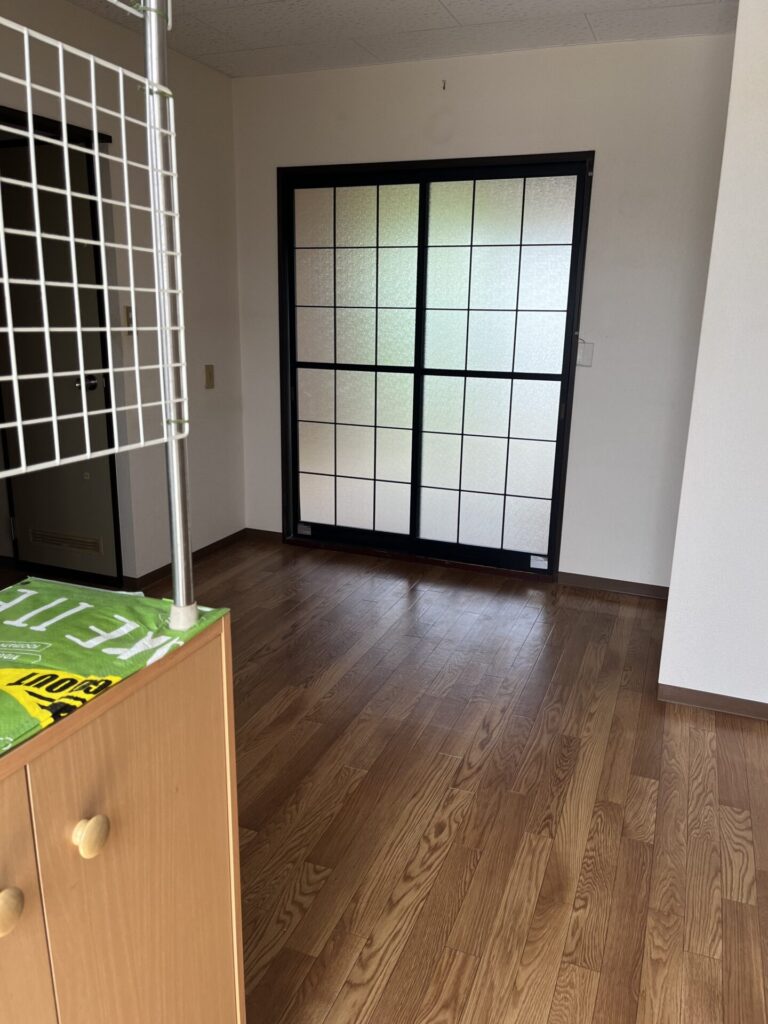 (居間)