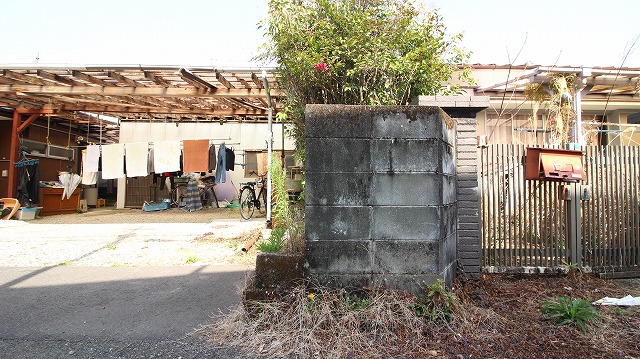 境界(東側) 境界(東側)