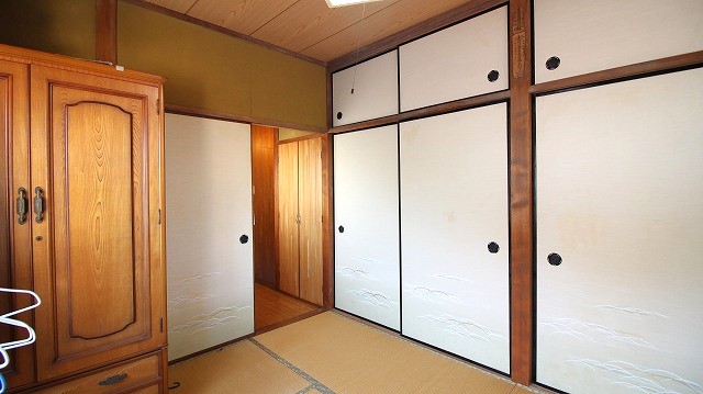 (居間) (居間)