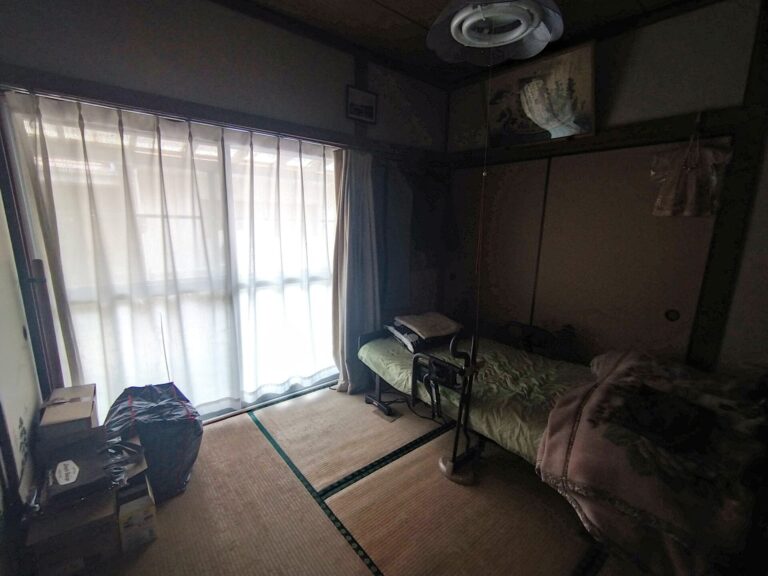 (居間) (居間)