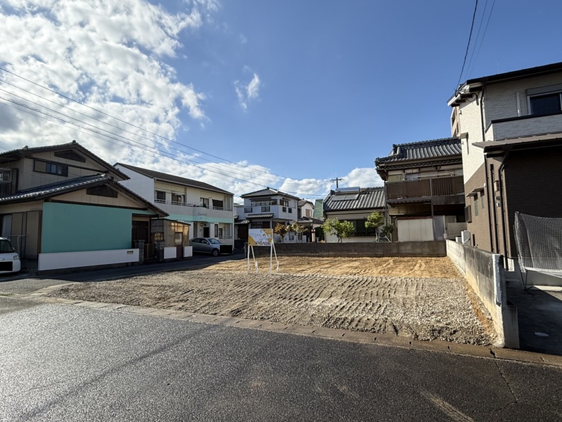 西側から(外観) 西側から(外観)