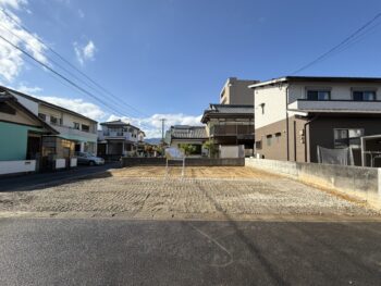 敷地南側より(外観)