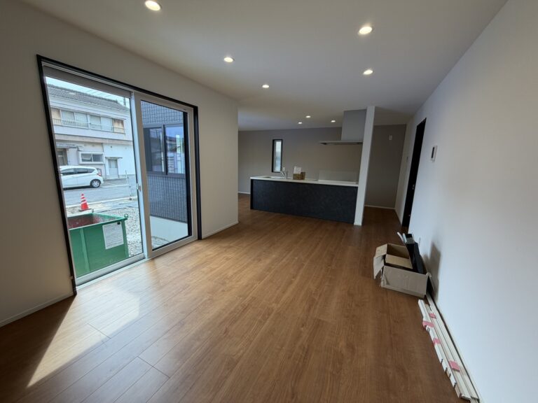 クロス工事中です クロス工事中です