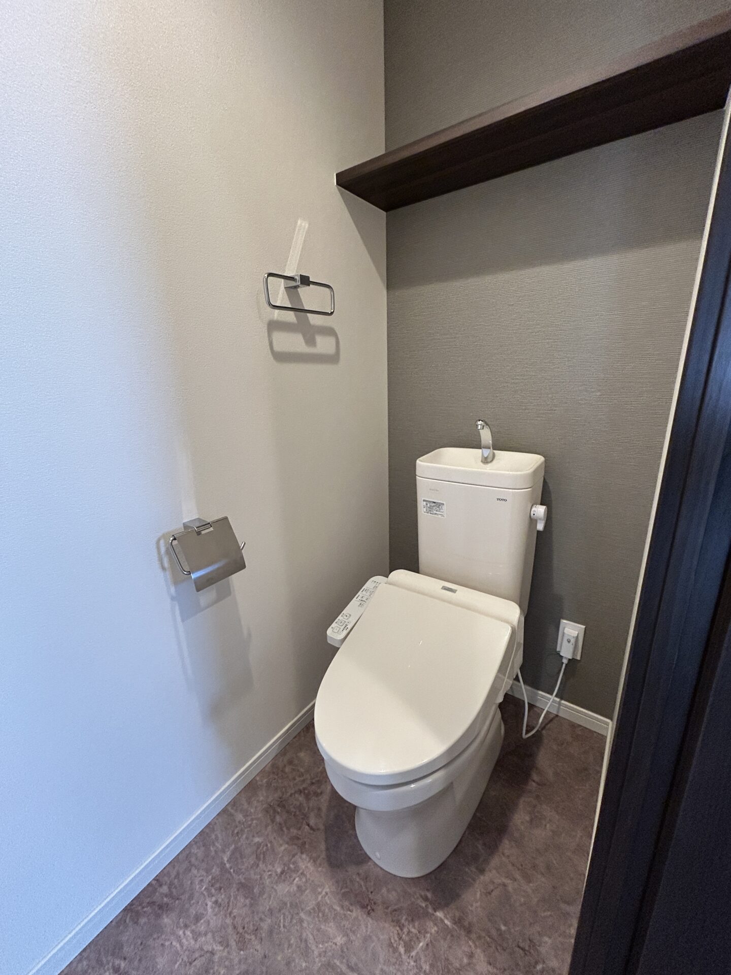 WC WC