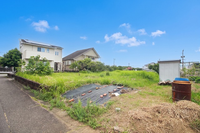 現地土地写真(南側から撮影) 現地土地写真(南側から撮影)