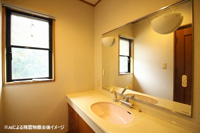 2階トイレの反対側には洗面台があります! 2階トイレの反対側には洗面台があります!