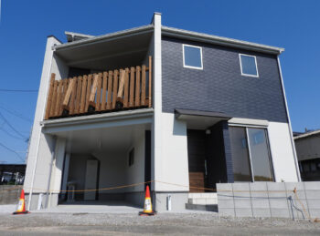南向きの在来工法でたてた家。(外観) 南向きの在来工法でたてた家。(外観)